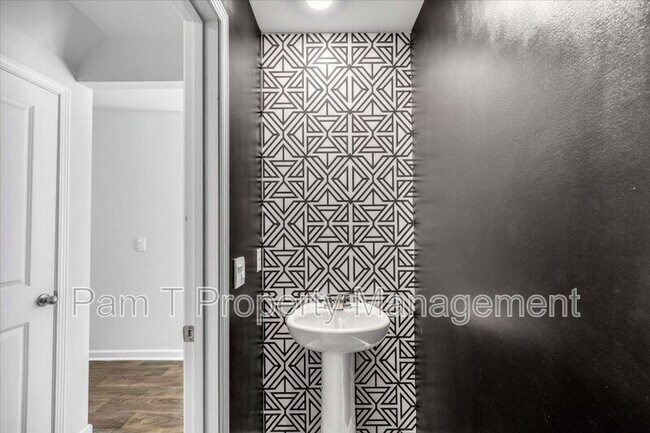 Building Photo - 512 Turpentine Trl