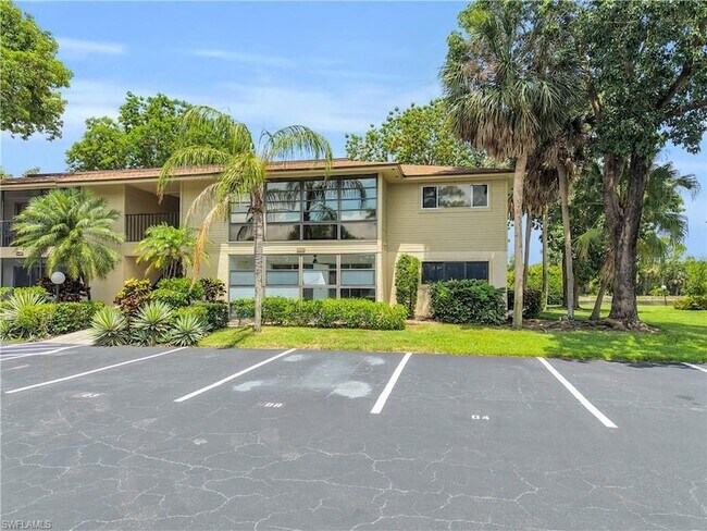 Building Photo - 5713 Foxlake Dr