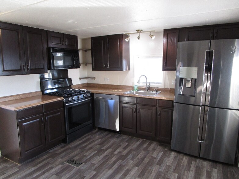 Building Photo - 3526 N Cascade Ave