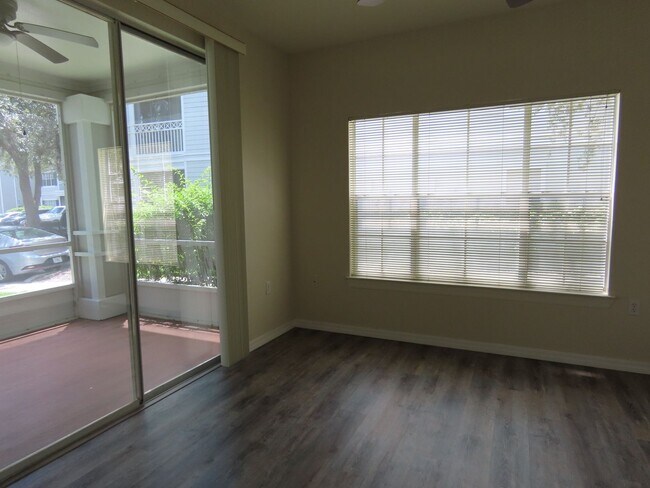 Building Photo - Orlando Park Central Gated Resort Style Co...