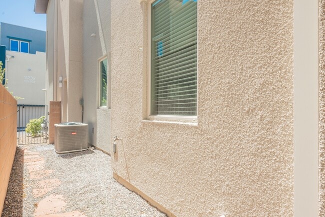 Building Photo - 11262 Cactus Tower Ave