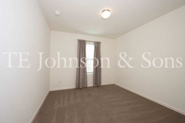 Building Photo - 5624 Baverhof Dr