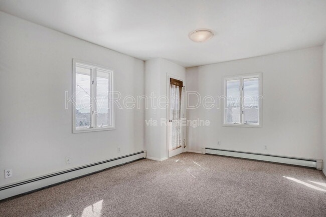 Building Photo - 990 Beech St