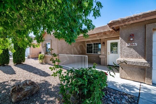 Building Photo - GORGEOUS HUALAPAI MOUNTAIN FOOTHILLS HOME