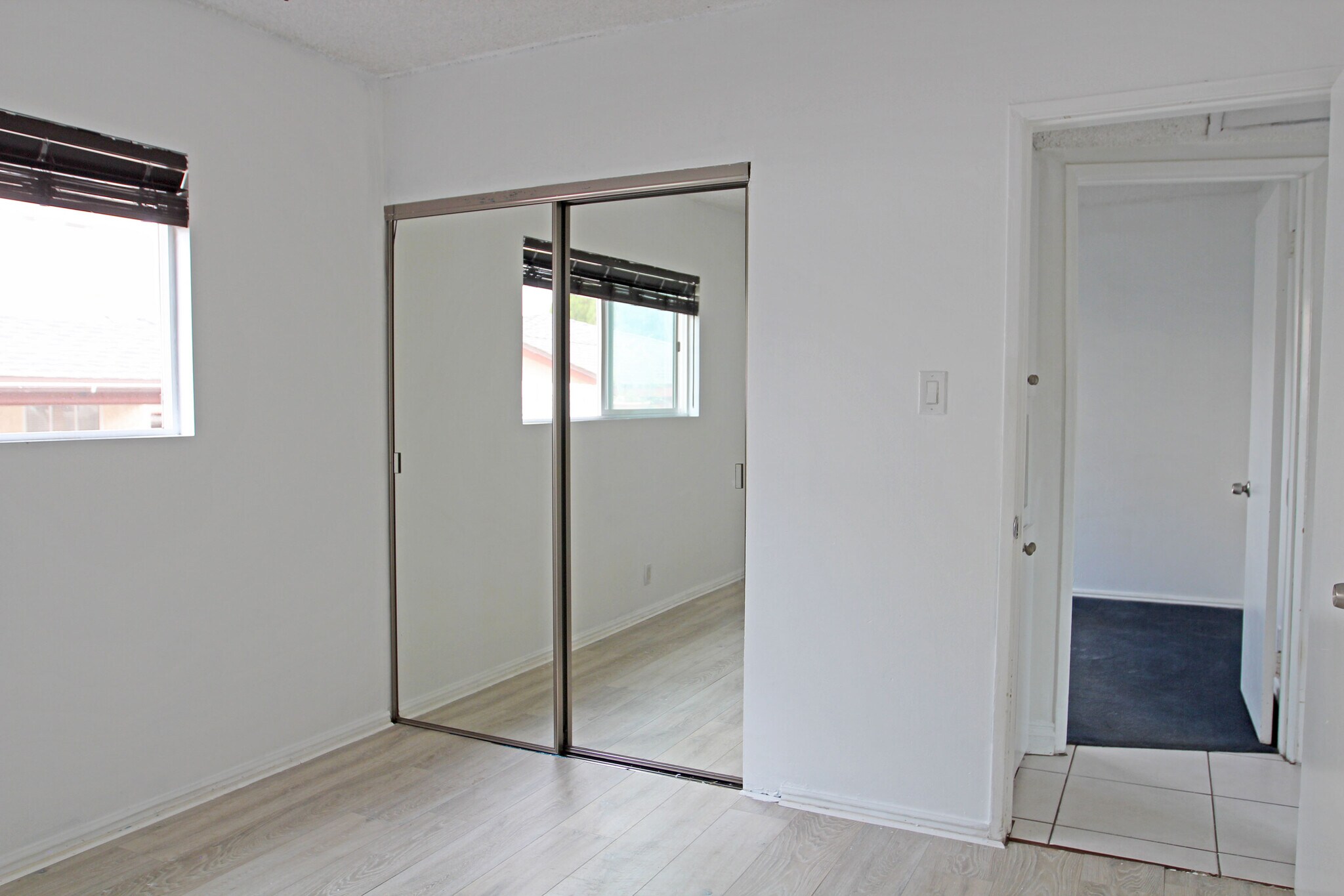 Building Photo - 4727 W 170th St