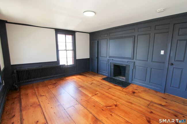 Building Photo - 883 Worthington Ridge