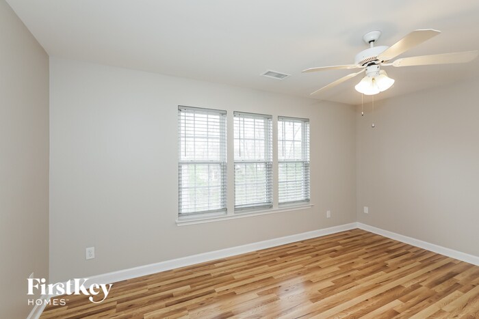 Building Photo - 1620 Winthrop Ln