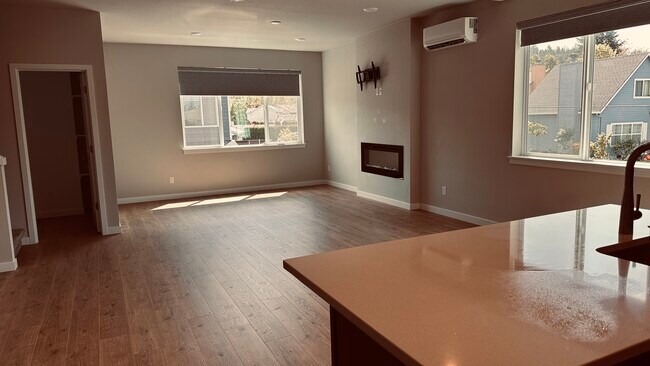 Building Photo - 19724 SW Brandy Ln