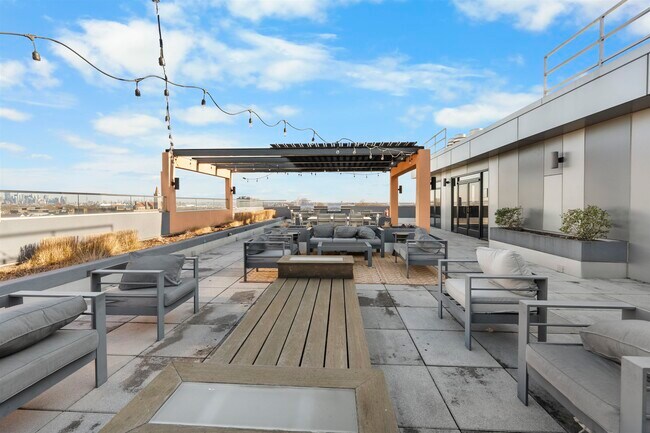 Building Photo - 1040 John F. Kennedy Blvd