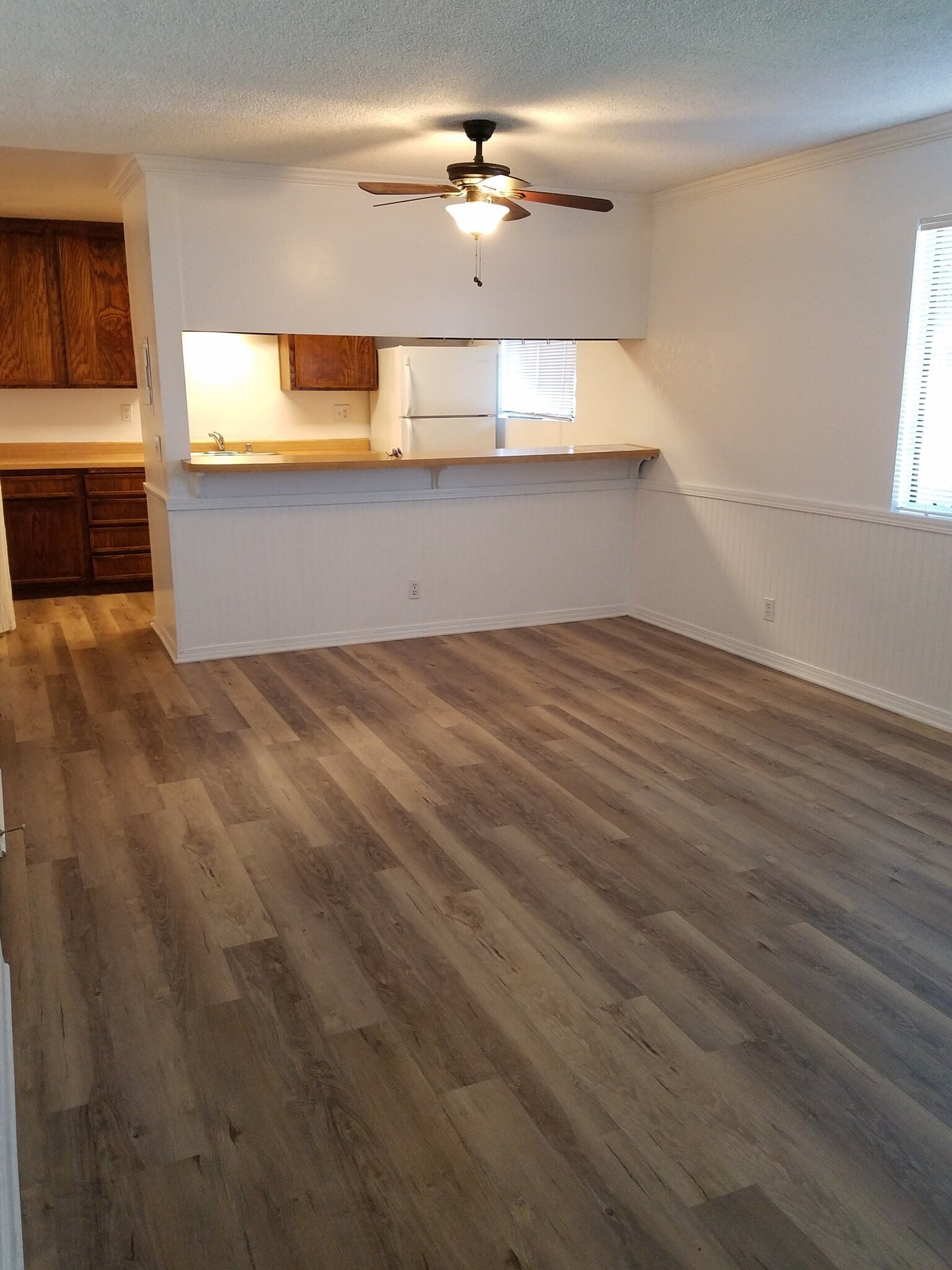 Building Photo - 1533 El Tigre Ct