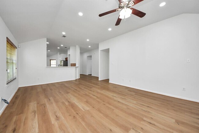 Building Photo - 14623 Cypress Cottage Ct