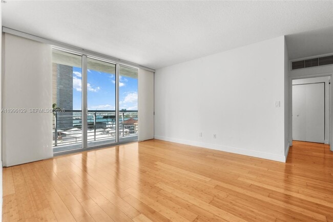 Building Photo - 335 S Biscayne Blvd