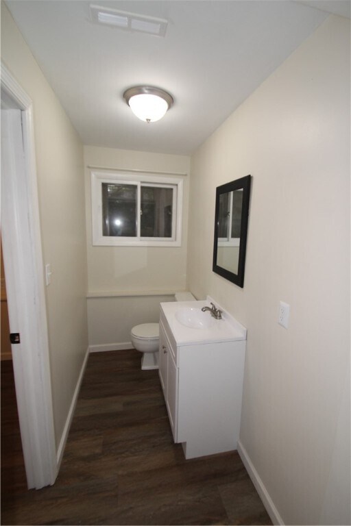 Building Photo - 34 Bright Oaks Dr