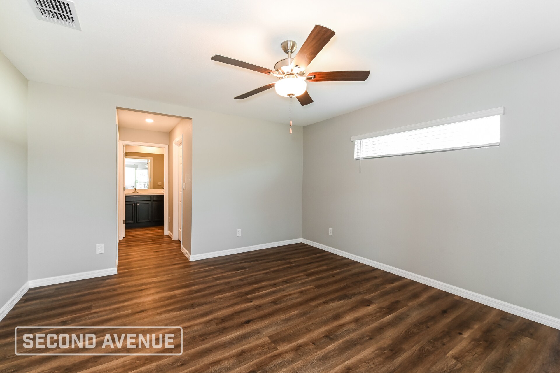 Building Photo - 106 Baldur Dr