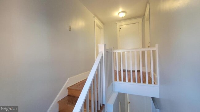 Building Photo - 1806 Garrett Rd