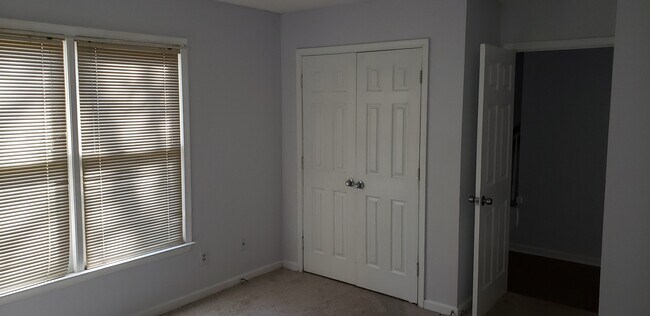 Building Photo - 2538 Cottage Pl