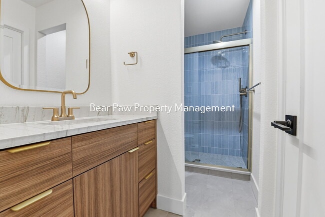 Building Photo - "Charming North  Evergreen Townhouse" "
