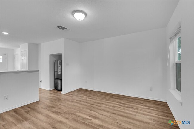 Building Photo - 350 Debus Dr