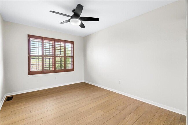 Building Photo - 7375 Freestate Dr