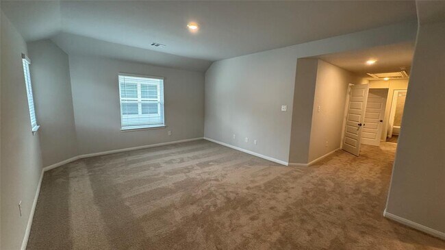 Building Photo - 13249 Musky Dr