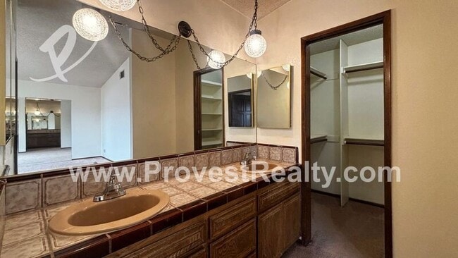 Building Photo - 12845 Amberwood Ln