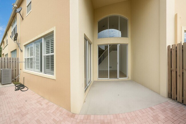 Building Photo - 11324 NW 54th Terrace