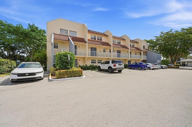 Building Photo - 3760 NW 115th Ave