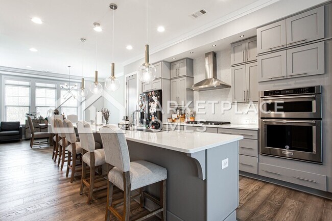 Building Photo - 3594 Parkhaven Pl