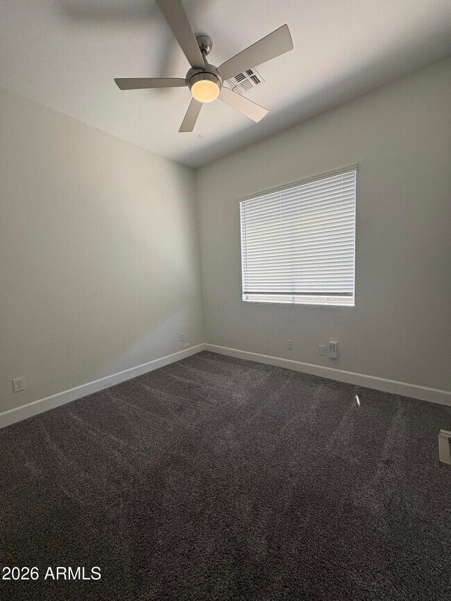 Building Photo - 7729 E Tailspin Ln