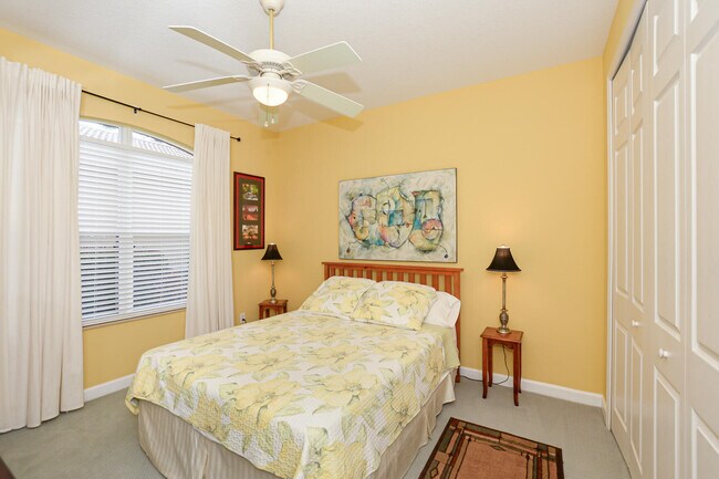 Building Photo - 7046 Maidstone Dr