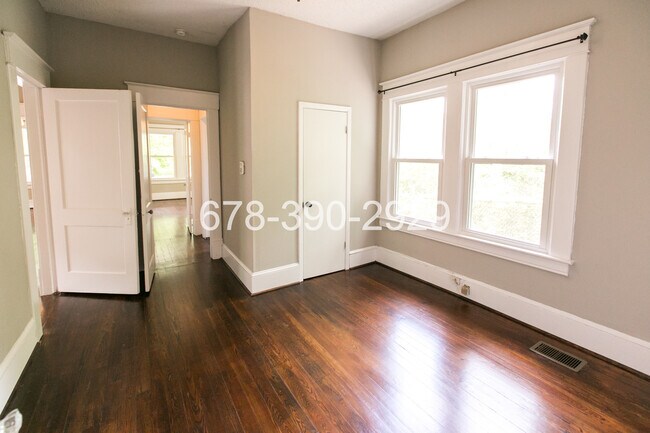 Building Photo - 656 Brookline St SW