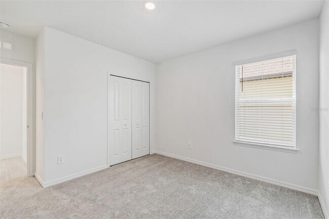 Building Photo - 1712 Tropical Oasis Ave