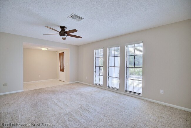 Building Photo - 4004 Medina Way