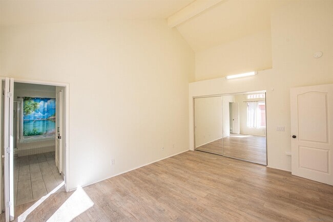 Building Photo - 11323 Caminito Corriente