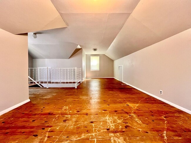 Building Photo - 1654 O Brien St