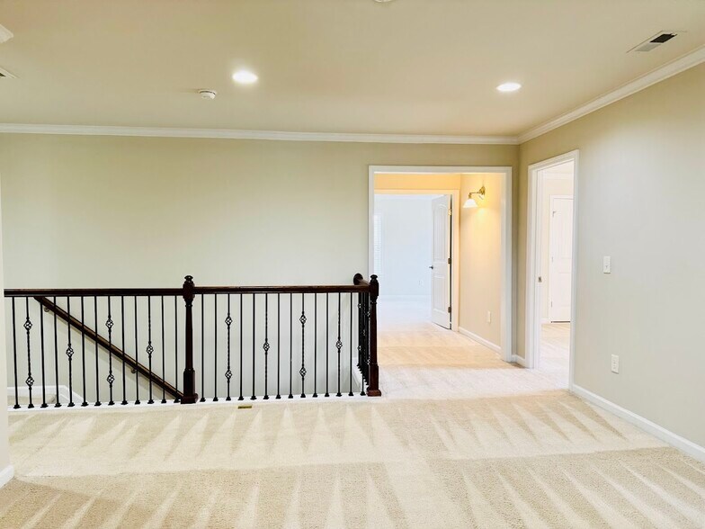 Loft - 3408 Schooner Dr