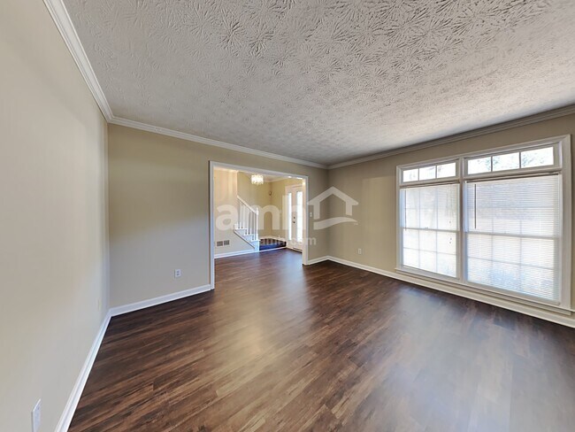 Building Photo - 3115 Elizabeth Ln