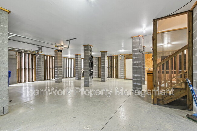 Building Photo - 1485 Menhaden Ln