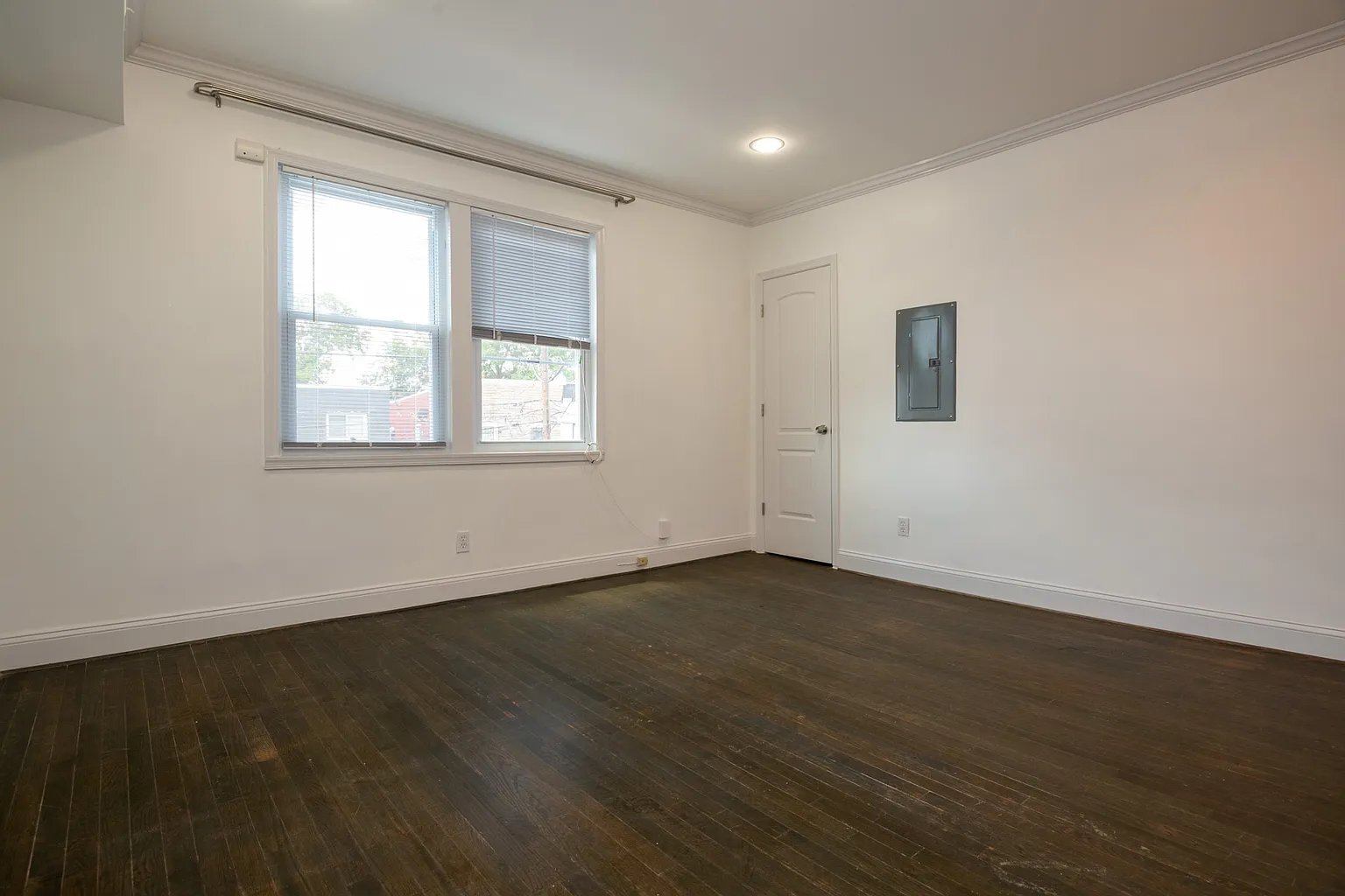 Building Photo - 1821 Providence St NE