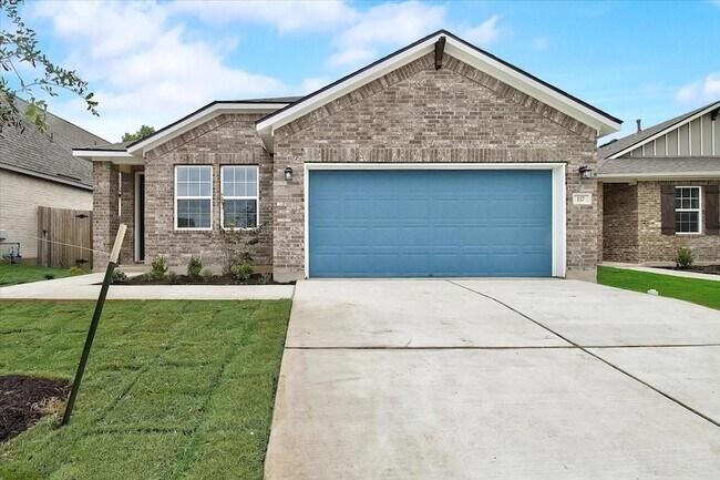 Building Photo - 117 Lacey Oak Lp