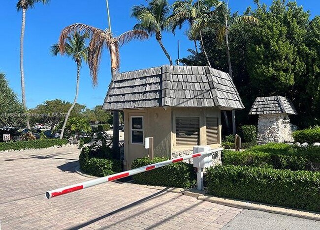 Building Photo - 96000 Overseas Hwy