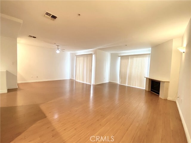 Building Photo - 845 S Plymouth Blvd