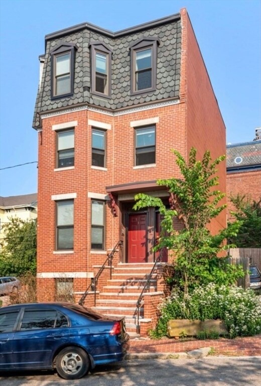 Building Photo - 85 Fort Ave