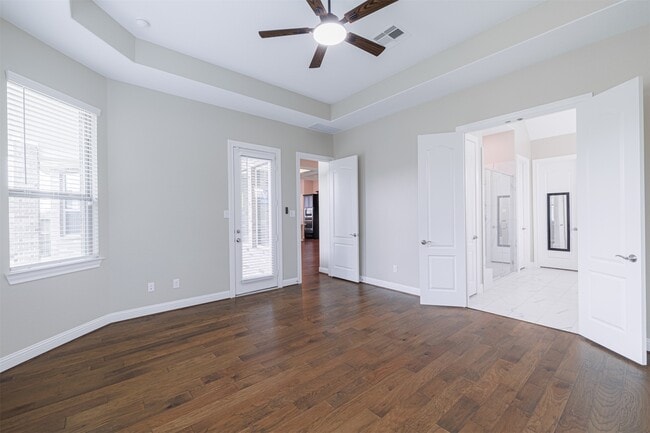 Building Photo - 1803 Pepper Grove Ln