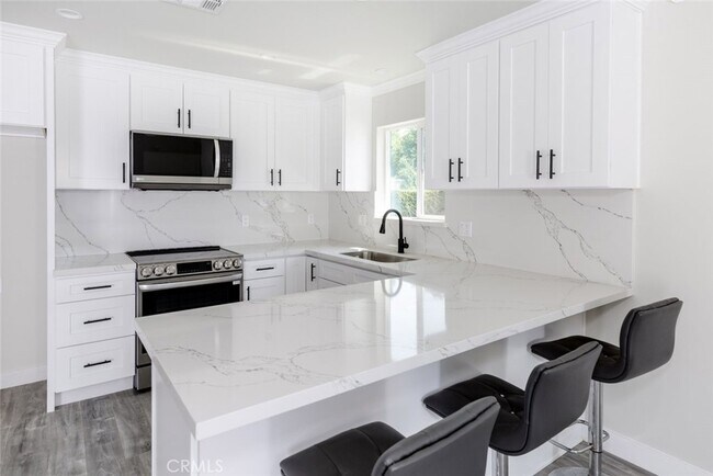 Building Photo - 15849 Marlin Pl