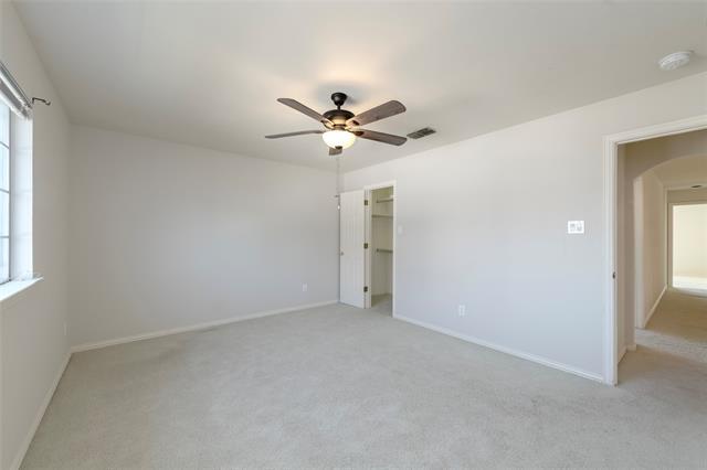 Building Photo - 3704 Roxbury Ln