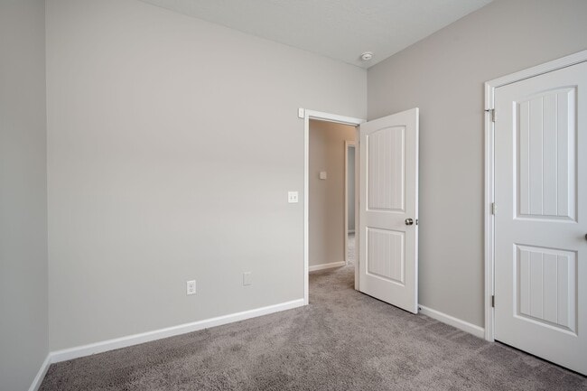 Building Photo - 311 Koweta Way