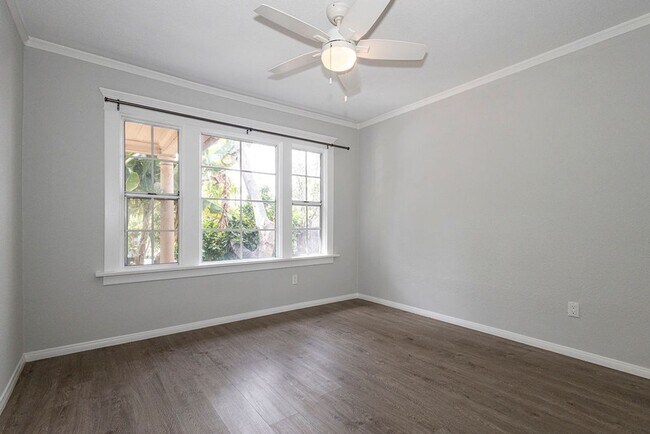 Building Photo - 3463 Plata St