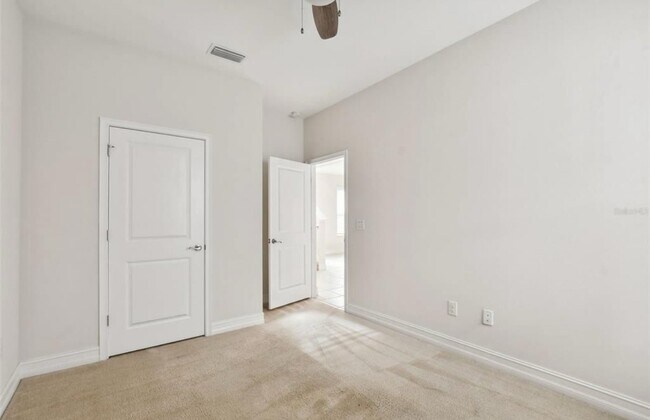 Building Photo - 4811 Tramanto Ln