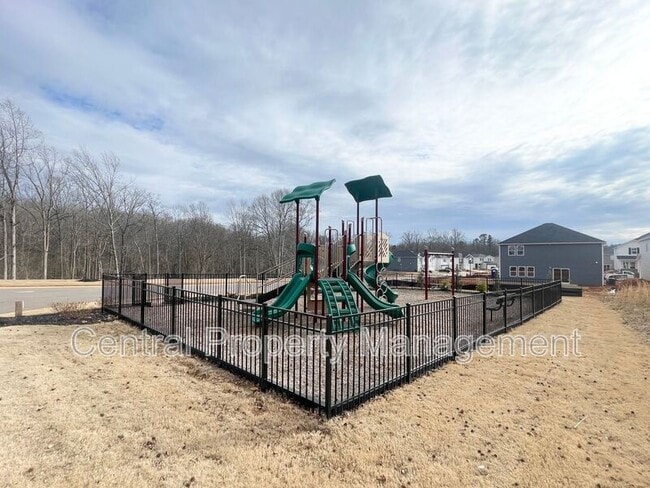 Building Photo - 671 Cozy Blf Rd